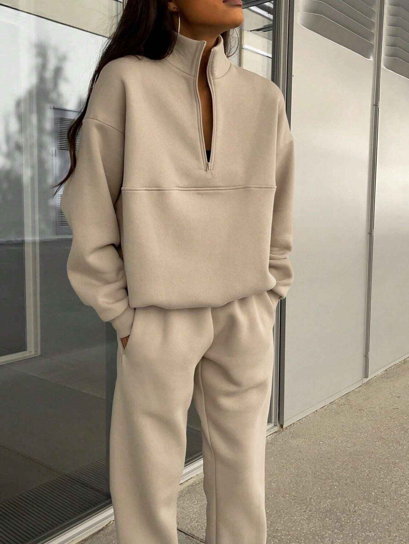 Women Zip Up Sweatshirt Suit Set
