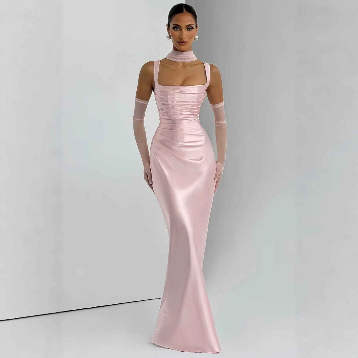 Square-necked women's solid color slim-fit pleated waist fishbone strap ribbon dress