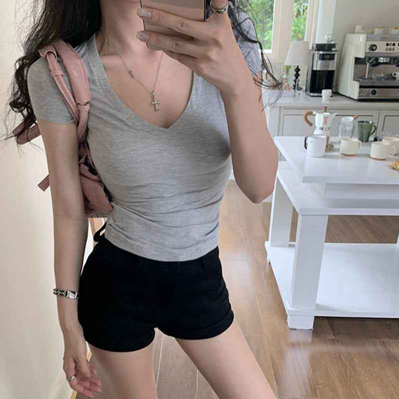 Sleek Feminine Fitted Scoop Neck Blouse